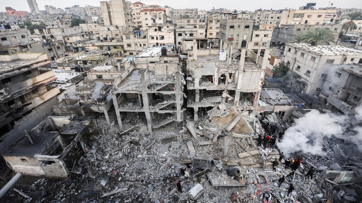 Izraelský nálet v Rafáhu zabil 76 členů jedné rodiny, uvádí civilní obrana Pásma Gazy